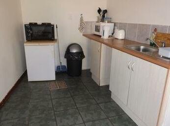 Surf Inn Supers - Photo4