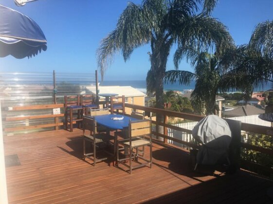 The Deck Jeffrey's Bay - Photo4