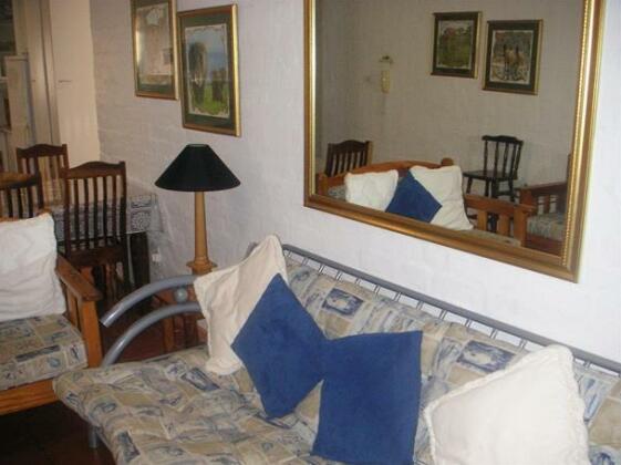 Waterside Living AST01 - Photo2
