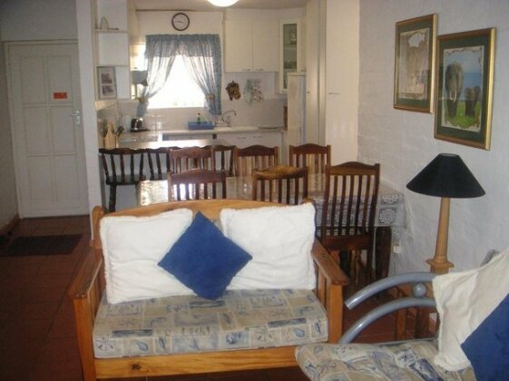 Waterside Living AST01 - Photo5