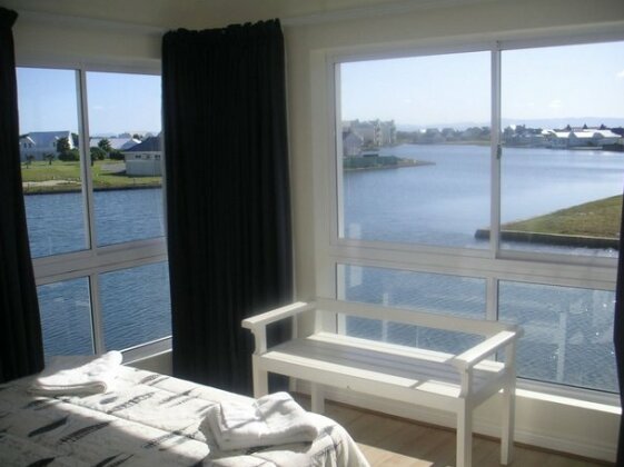 Waterside Living KP10 - Photo2