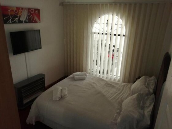 Amogelang's Guest House - Photo4