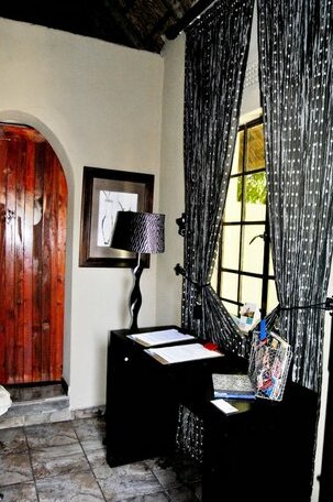 Birch Tree Cottage Johannesburg - Photo3