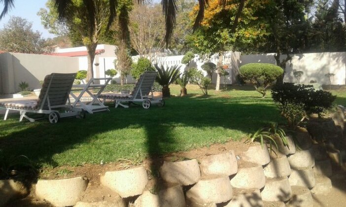 Gutlom Inn Lodge - Photo3
