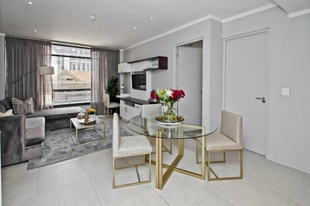 Sandton Apartment 15 West Road South - Photo4