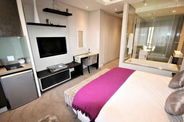 Sandton Skye Apartments - Photo4