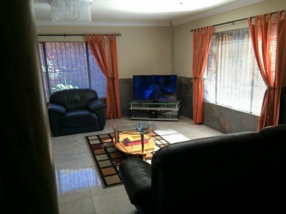 Tafelberg Drive Guesthouse - Photo3
