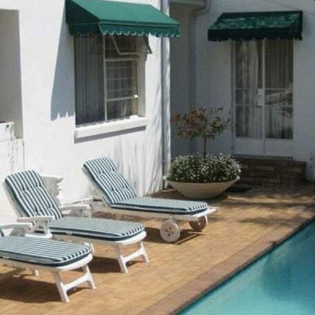 Waybury House - Photo2