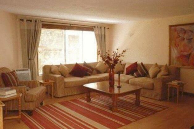 Waybury House - Photo4