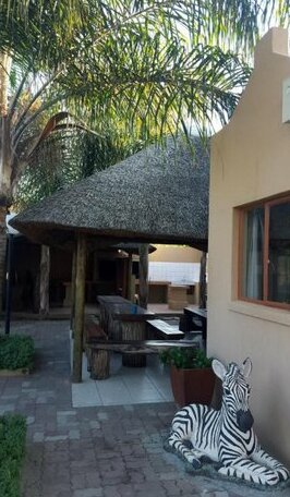 Palmhof Chalets - Photo2