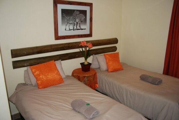 Journey's Inn Africa Guest Lodge - Photo4