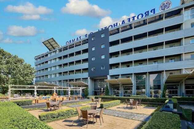 Protea Hotel by Marriott O R Tambo Airport - Photo2