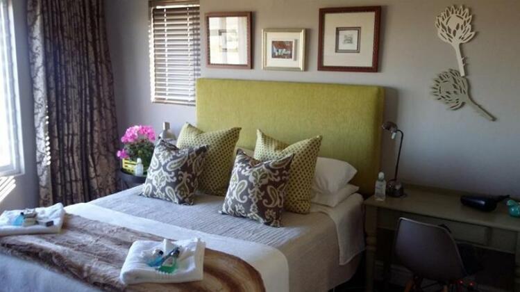 Grey Gables - Photo3