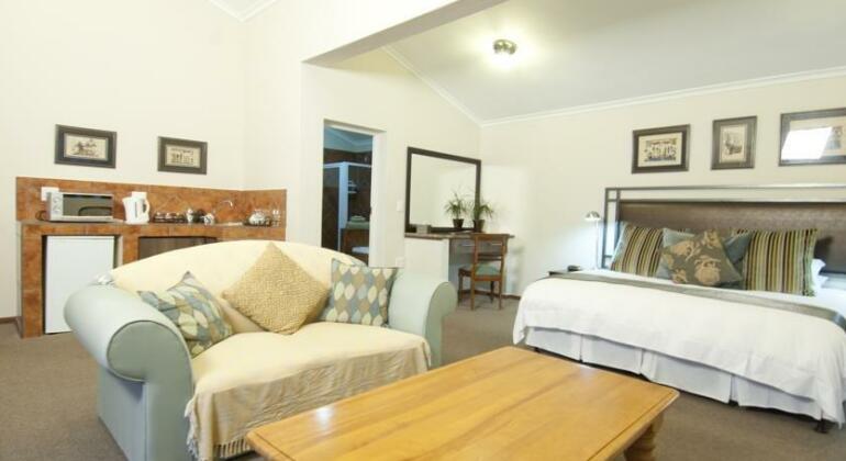 Overmeer Guest House - Photo3