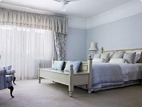 Parkes Manor - Photo2