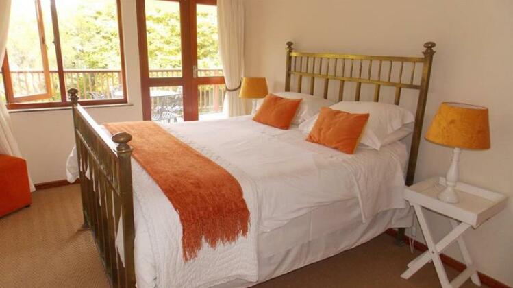 Rivertide Lodge - Photo2
