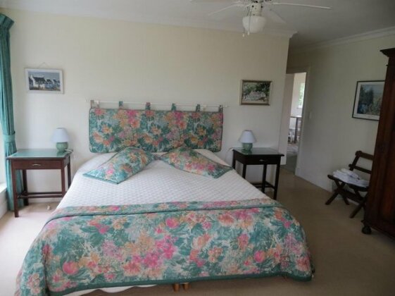 Turning Tides Guest House - Photo2
