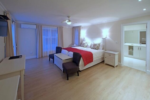 Westhill Luxury Guest House - Photo5