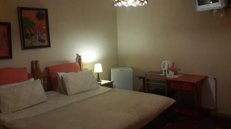 African Sky Guest House - Photo4