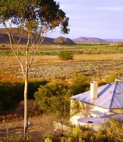 Wolverfontein Karoo Cottages - Photo5