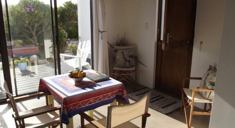 South of Africa Self Catering Guest Cottage - Photo3