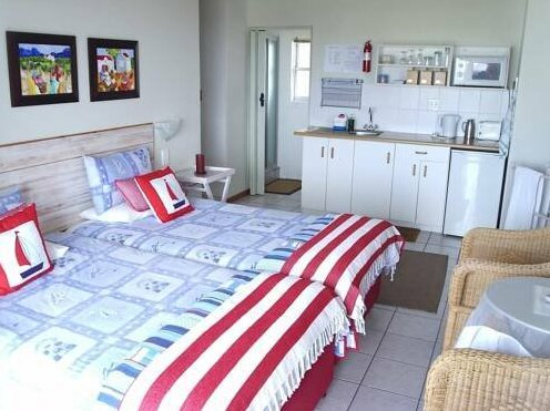 A Pebbles Pond Guest House - Photo3