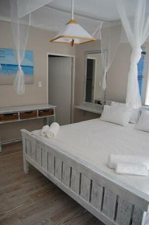 Beach House on Fairway - Photo3