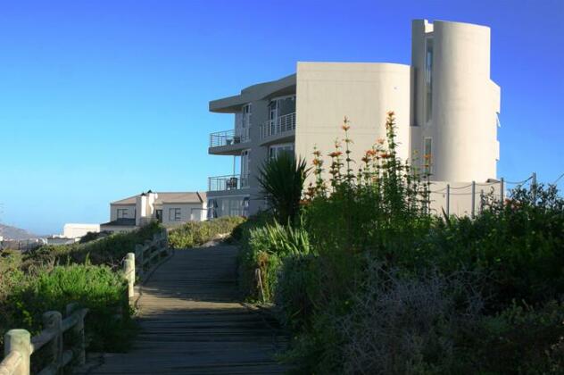 Crystal Lagoon Lodge