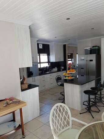 LivingAtLarge - Photo3