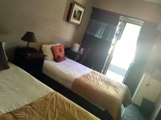 Ikhanda Guesthouse & Conference Venue - Photo4