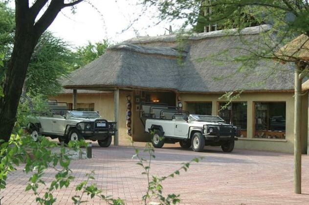 Tau Game Lodge - Photo2