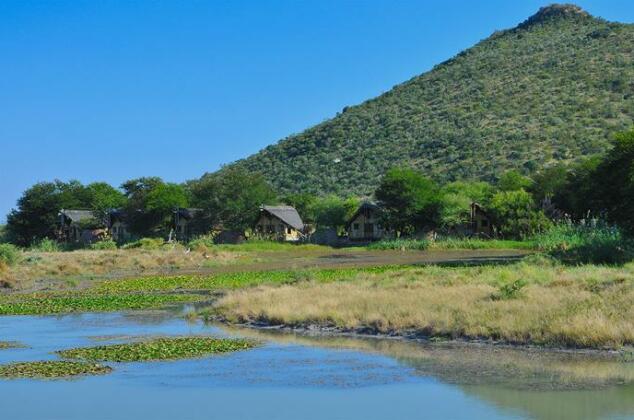 Tau Game Lodge - Photo3