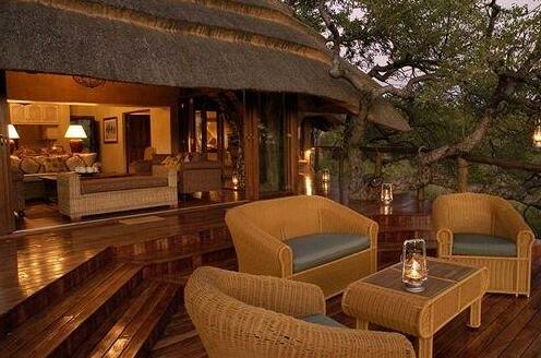 Tuningi Safari Lodge - Photo4