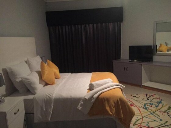 Leopard Park Guest House - Photo3
