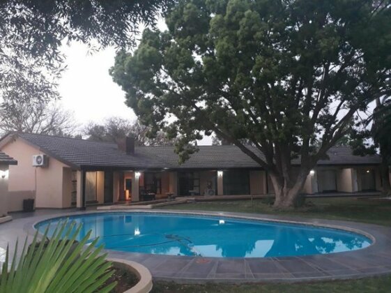 Sedikwa Guest House - Photo2