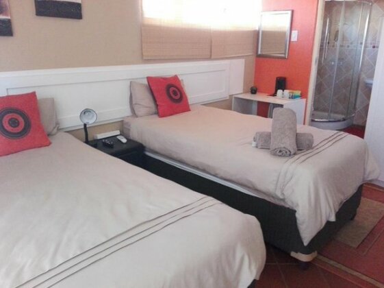 Stimela Guest House - Photo4