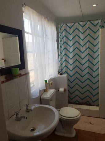 Jenny's Bed and Breakfast - Photo3