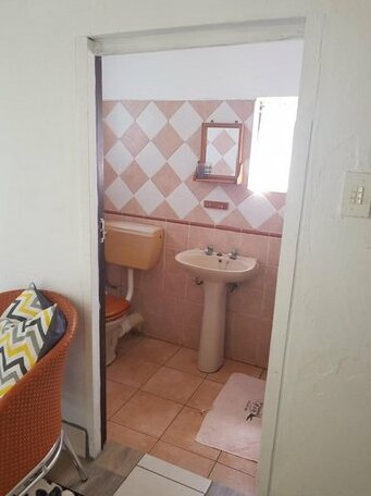 Jenny's Bed and Breakfast - Photo4