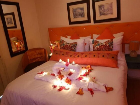 Jenny's Bed and Breakfast - Photo5