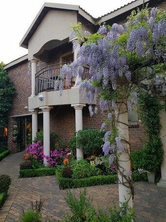 Feathers Guest House Middelburg