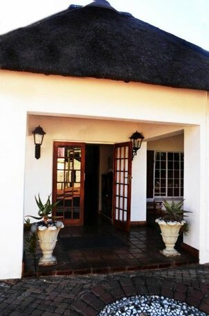 The Plantation Guesthouse - Photo2