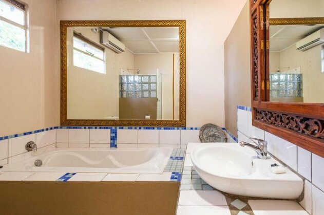 Biweda Nguni Lodge and B&B - Photo3