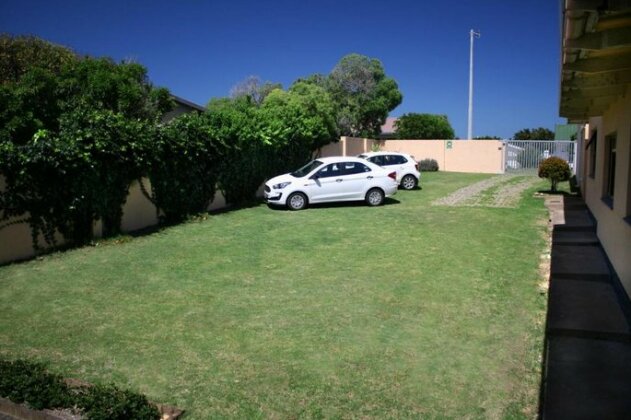 Avenues Guesthouse - Photo3