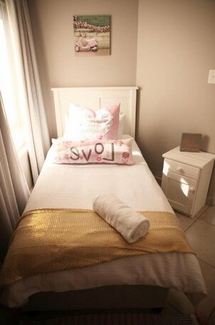 Mari-Amor Self-Catering Apartments - Photo2