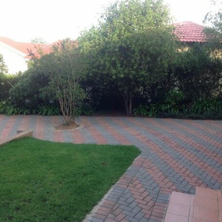 Vinolux Guest House - Photo2