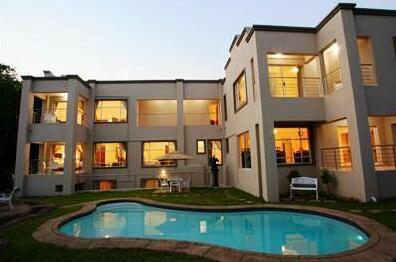 Global Village Guest House - Photo3
