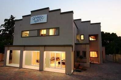 Global Village Guest House - Photo4