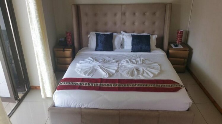Naldorado Executive Villa - Photo3
