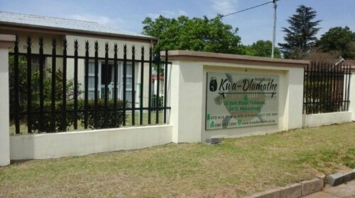 Kwa-Dlamathe Guesthouse