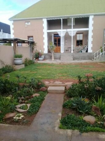 Carmel Villa - Photo2